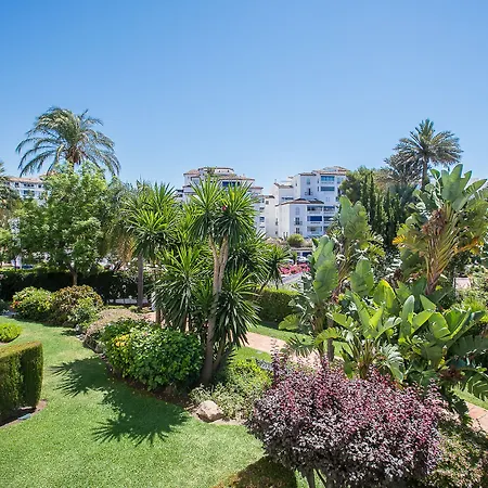 Oleholidays Estudio Medina Garden Marbella